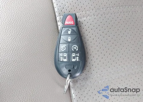 2013 Chrysler Town & Country Touring-L z USA, uszkodzony, nr VIN 2C4RC1CG6DR733999